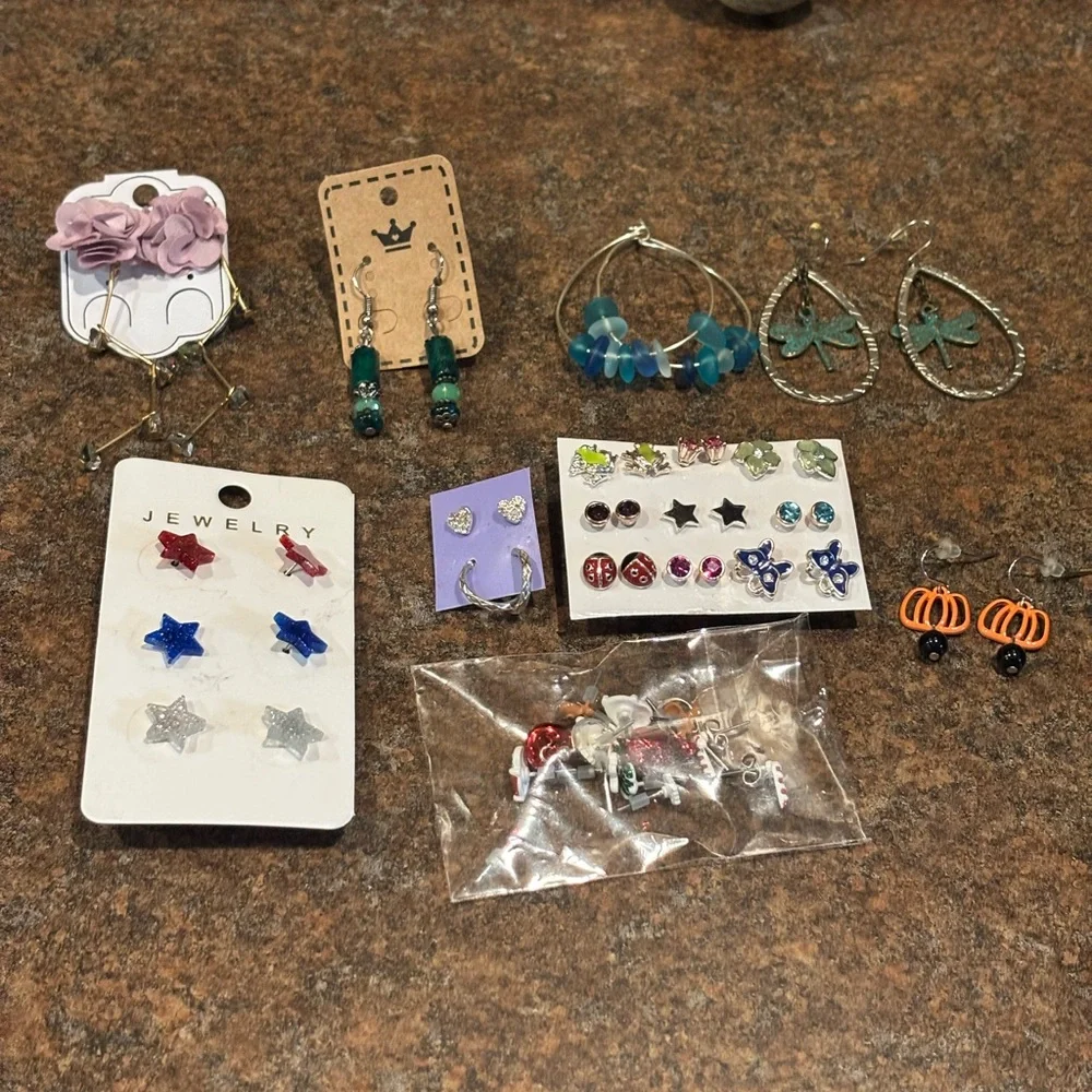 Colorful Earring Set bundle - Picture 2 of 9